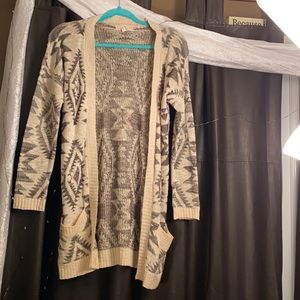 Pink Republic tribal print cardigan 🌸🌸